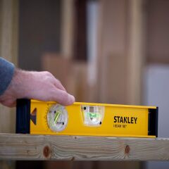 Stanley 1-42-921 Pro 180 I-Beam Üç Tüplü Su Terazisi 80 cm